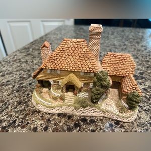 Vintage 1985 David Winters’ Kent Cottage